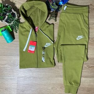 Nike Sweatsuit